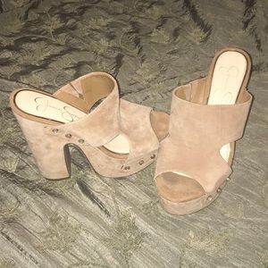 Jessica Simpson nude Wynne